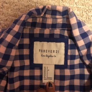 Long sleeve checkered collared shirt